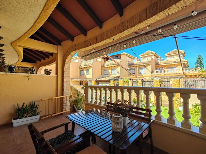 Image No.9-4 Bed House for sale