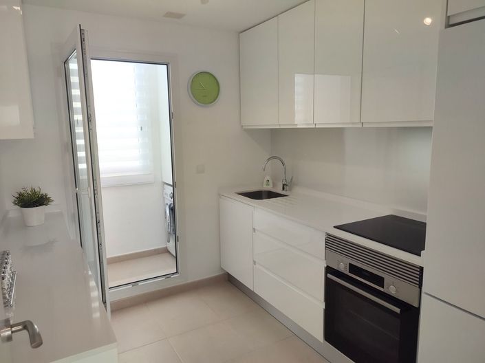 Image No.15-2 Bed Apartment for sale