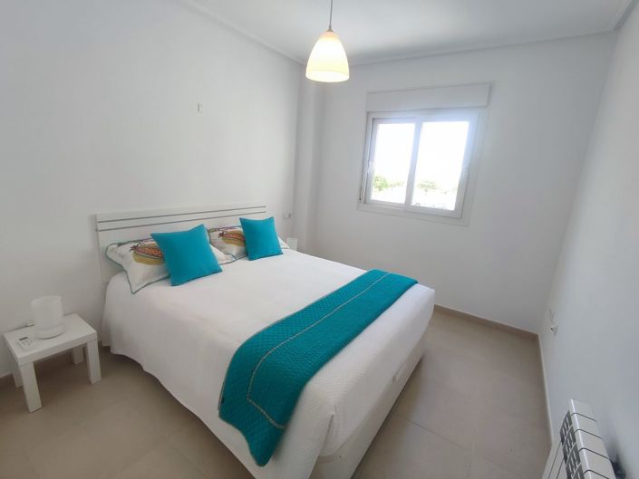 Image No.20-2 Bed Apartment for sale
