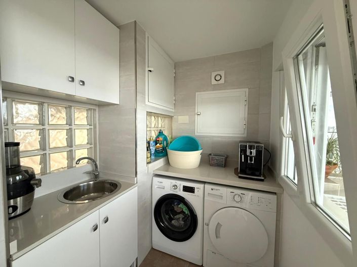 Image No.7-2 Bed House for sale
