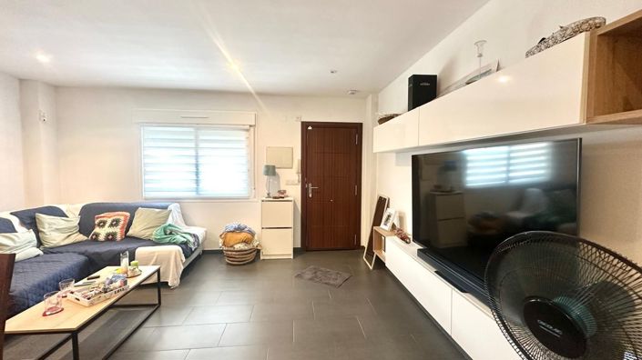 Image No.14-2 Bed House for sale