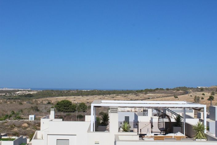 Image No.26-3 Bed Villa for sale