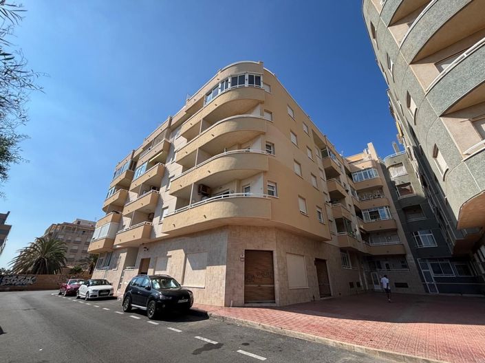 Image No.2-3 Bed Apartment for sale