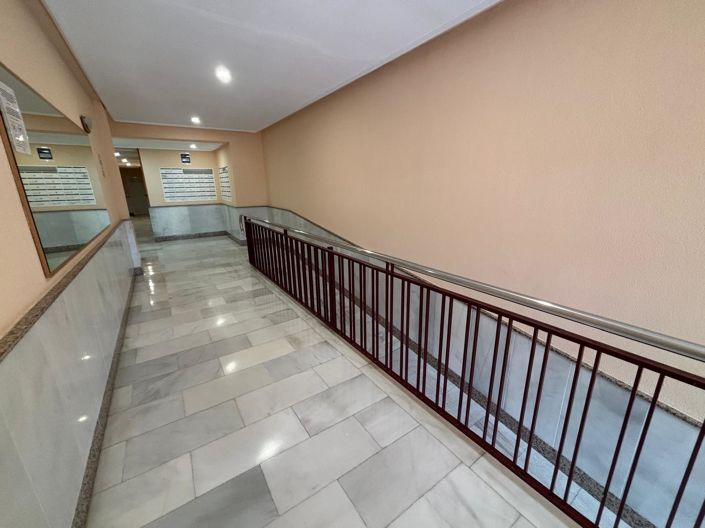 Image No.20-3 Bed Apartment for sale