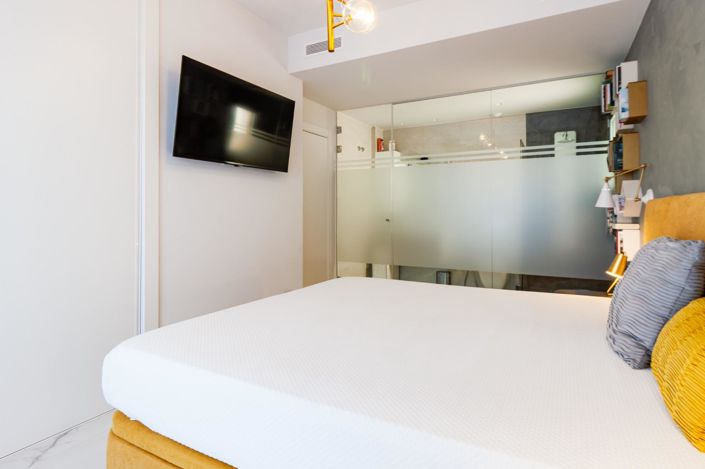 Image No.20-2 Bed Apartment for sale