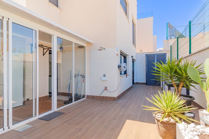 Image No.37-2 Bed Apartment for sale