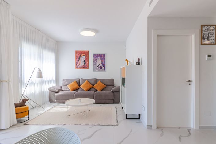 Image No.9-2 Bed Apartment for sale