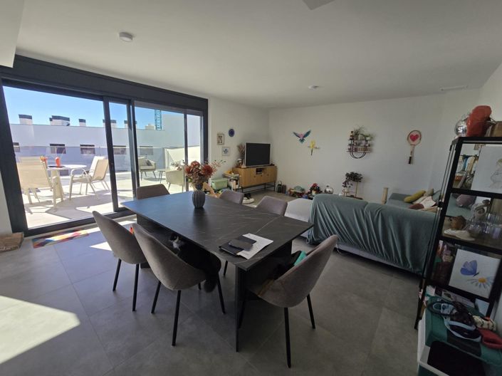 Image No.24-3 Bed Penthouse for sale