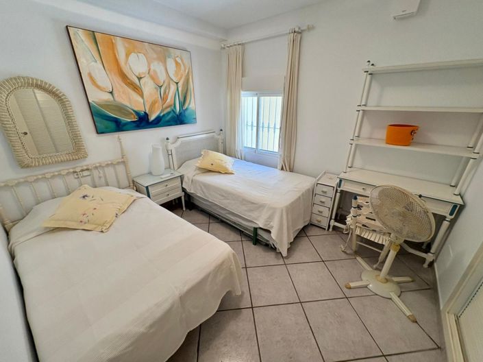 Image No.15-4 Bed Apartment for sale