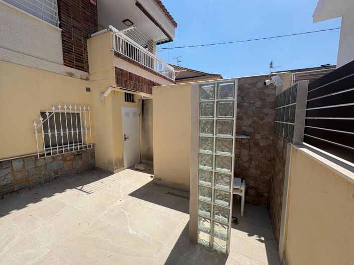 Image No.19-4 Bed Apartment for sale