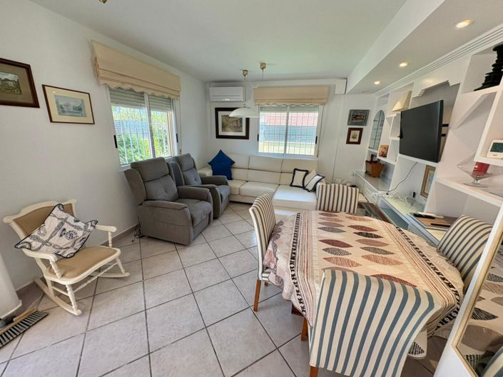 Image No.4-4 Bed Apartment for sale