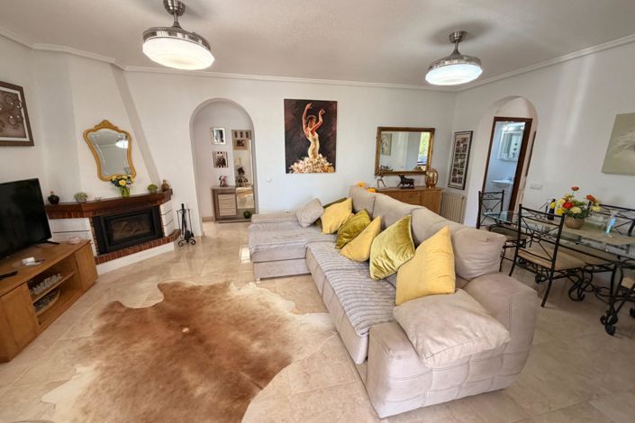 Image No.22-3 Bed Villa for sale