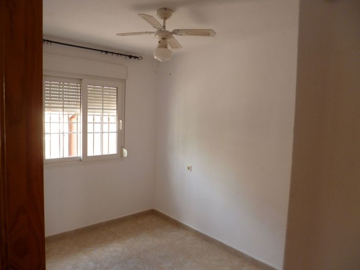 Image No.35-3 Bed House for sale