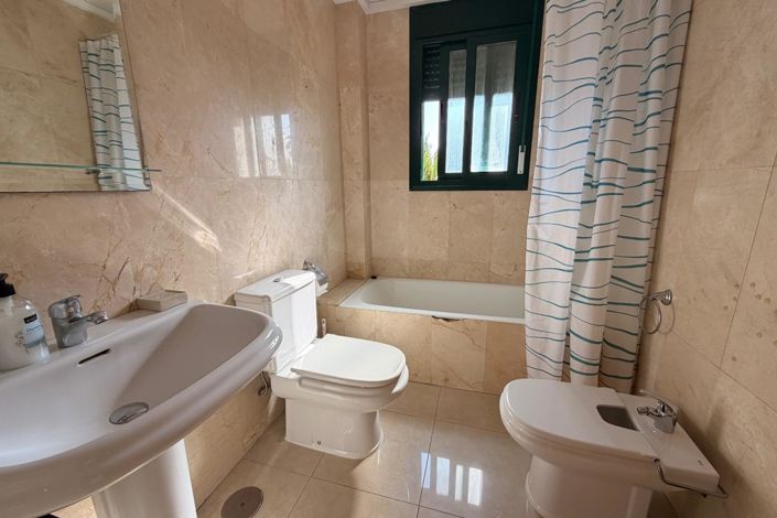 Image No.15-2 Bed Apartment for sale