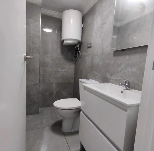 Image No.8-2 Bed House for sale