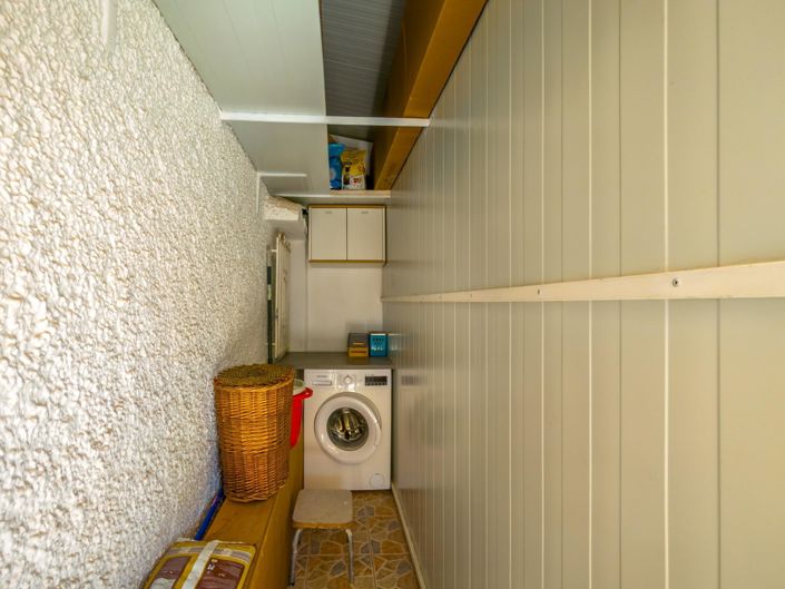 Image No.25-3 Bed House for sale
