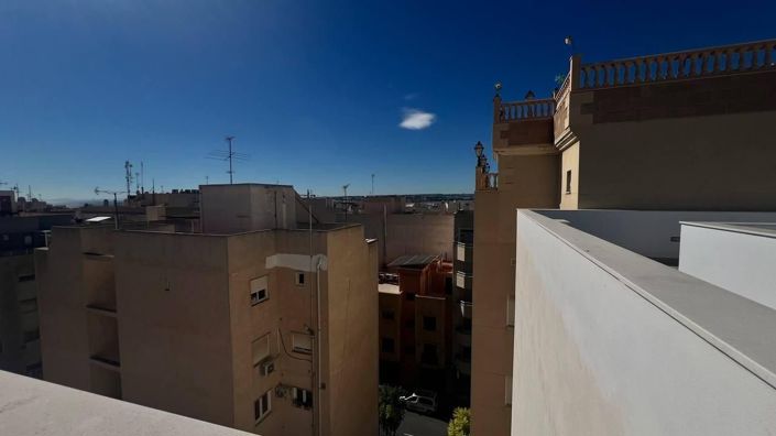 Image No.50-2 Bed Apartment for sale