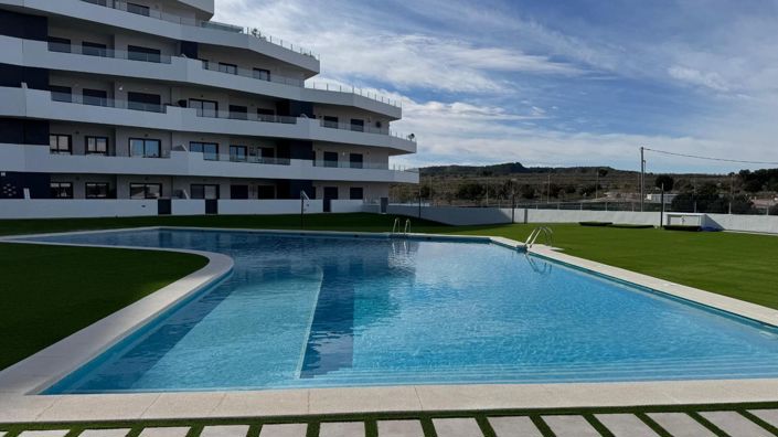 Image No.3-2 Bed Apartment for sale