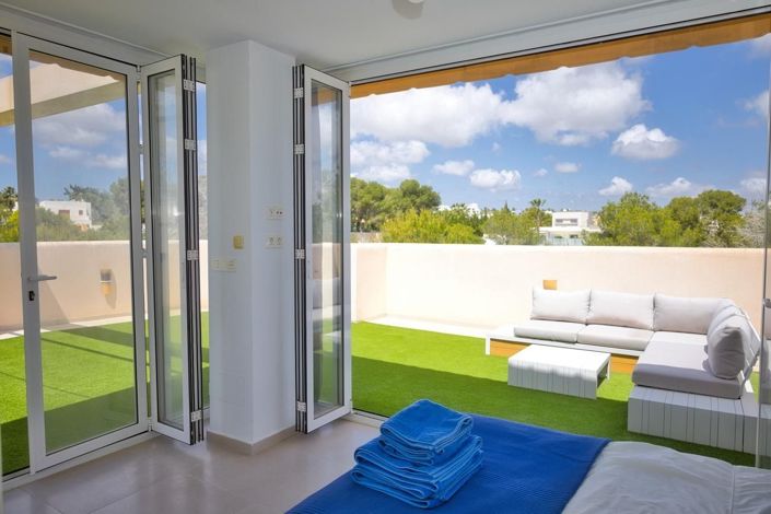 Image No.10-4 Bed House for sale