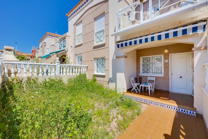 Image No.2-Bungalow de 2 chambres à vendre à Torrevieja