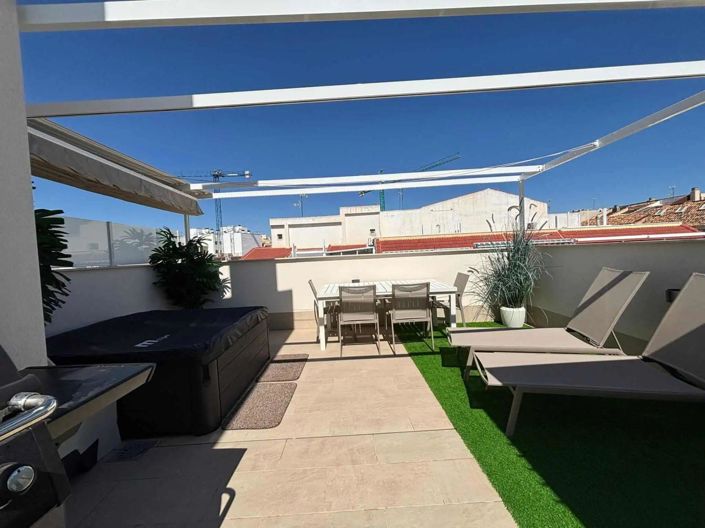 Image No.21-3 Bed Penthouse for sale