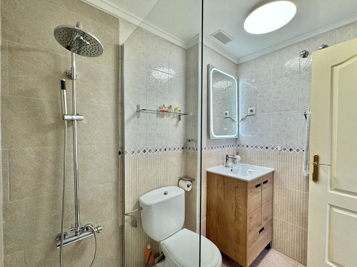 Image No.11-2 Bed Apartment for sale