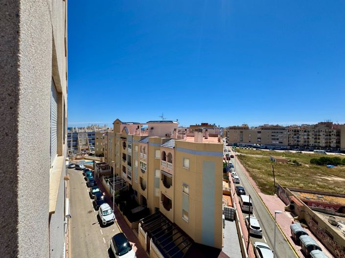 Image No.28-2 Bed Apartment for sale