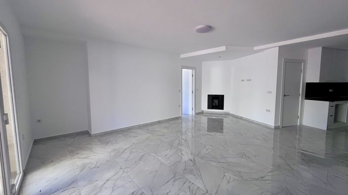Image No.2-Bungalow de 2 chambres à vendre à Torrevieja