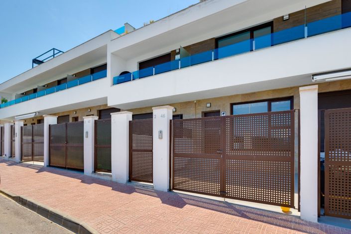 Image No.41-3 Bed House for sale