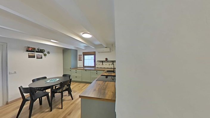 Image No.13-3 Bed House for sale