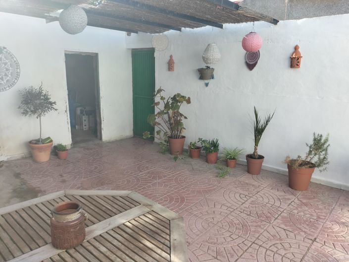 Image No.31-3 Bed House for sale