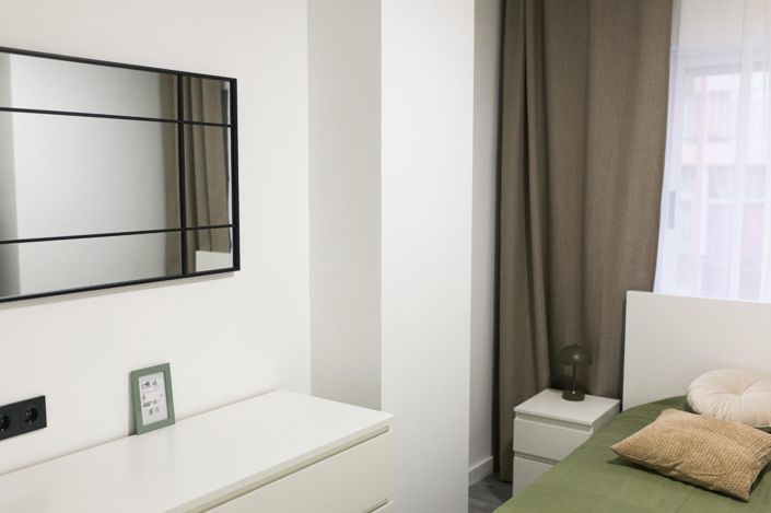 Image No.50-2 Bed Apartment for sale