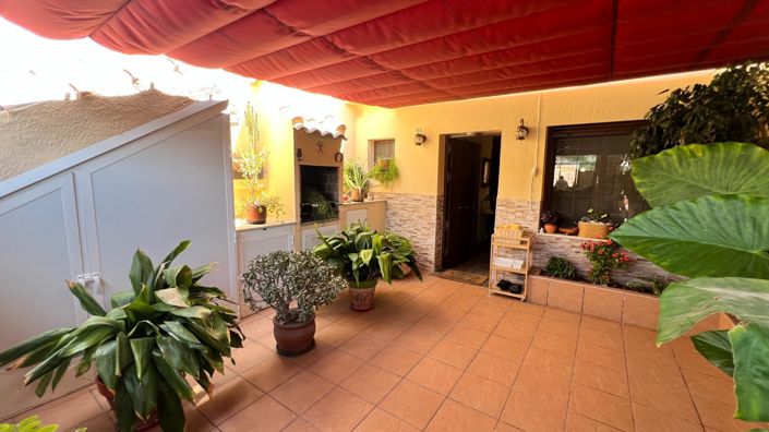 Image No.11-3 Bed House for sale