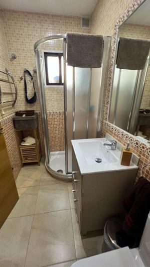 Image No.18-3 Bed House for sale