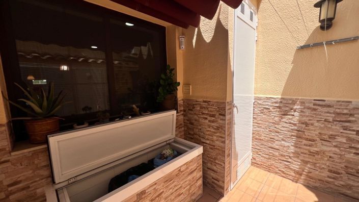 Image No.34-3 Bed House for sale