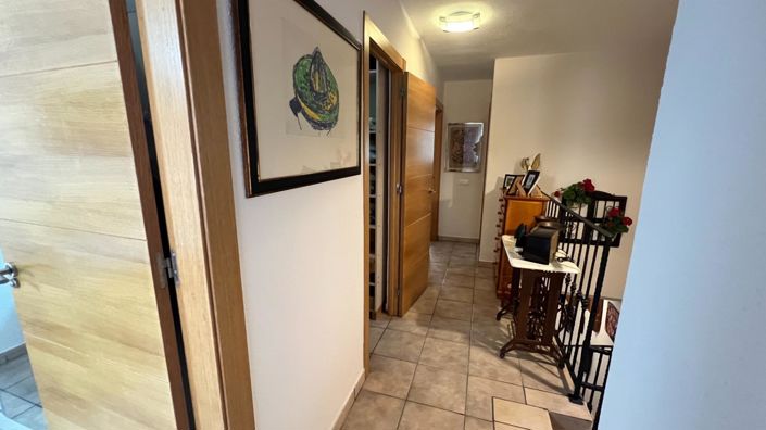 Image No.42-3 Bed House for sale
