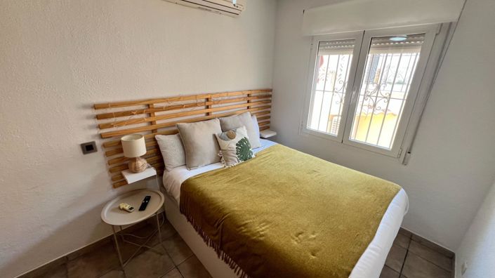 Image No.45-3 Bed House for sale