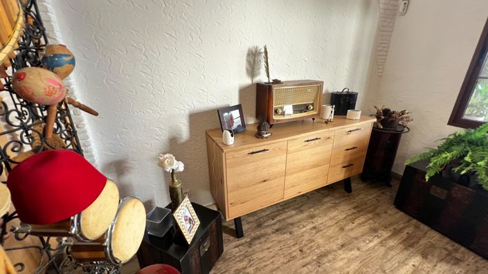 Image No.8-3 Bed House for sale