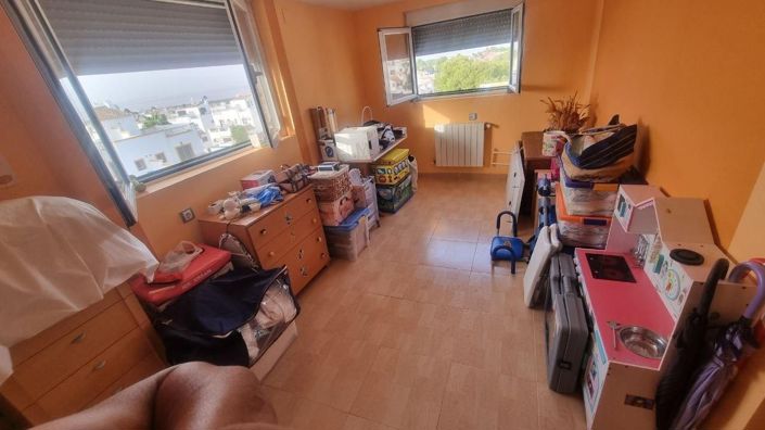 Image No.22-6 Bed House for sale