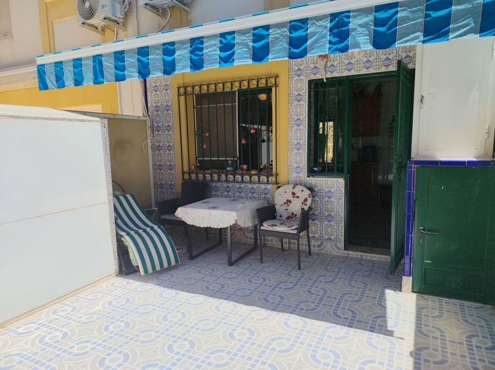 Image No.2-3 Bed House for sale