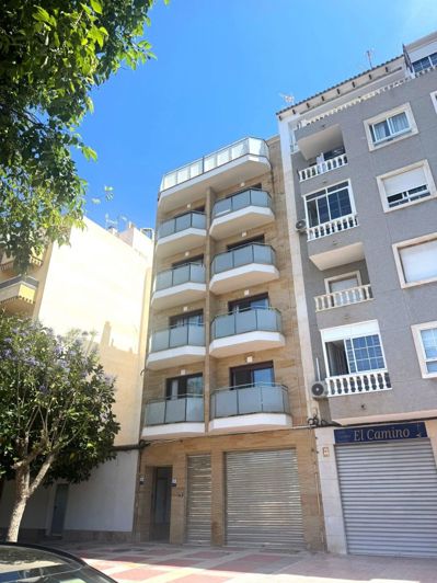 Image No.14-2 Bed Apartment for sale