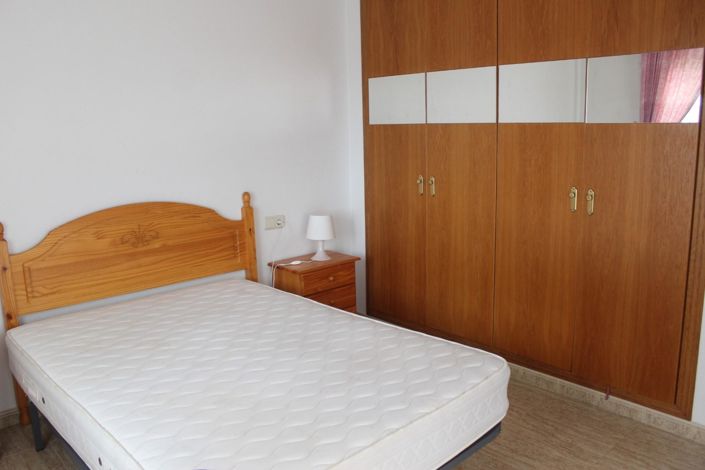 Image No.16-3 Bed Townhouse for sale