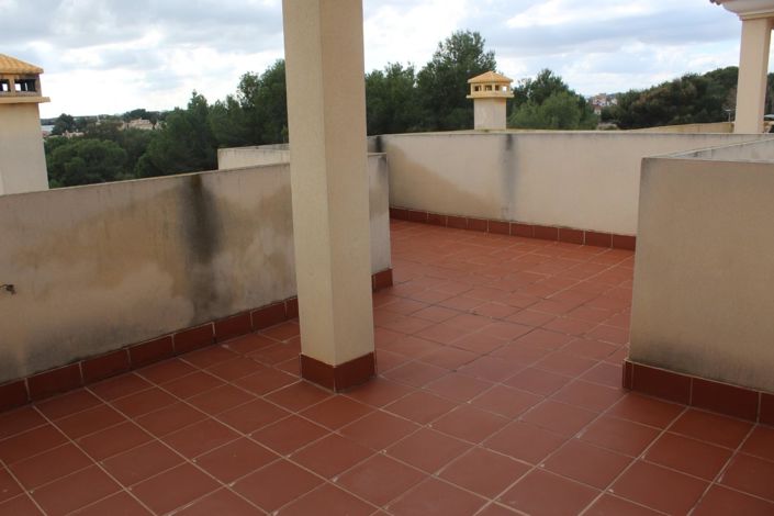 Image No.20-3 Bed Townhouse for sale