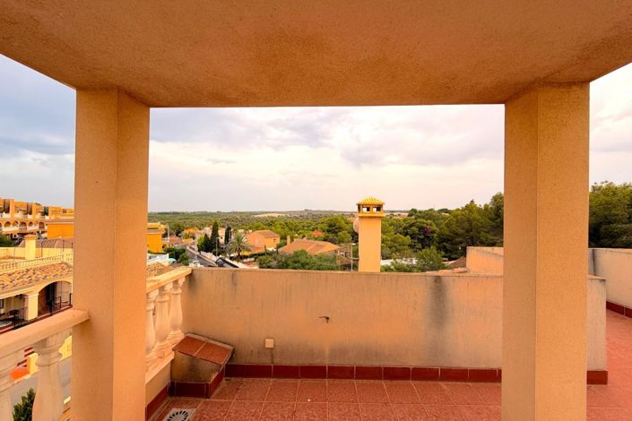 Image No.23-3 Bed Townhouse for sale
