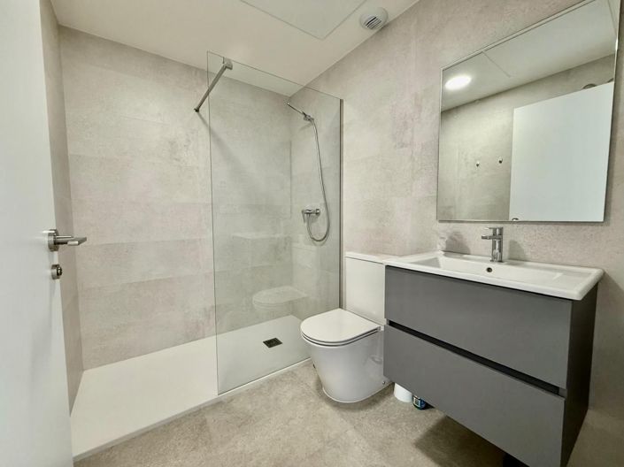Image No.13-2 Bed Apartment for sale