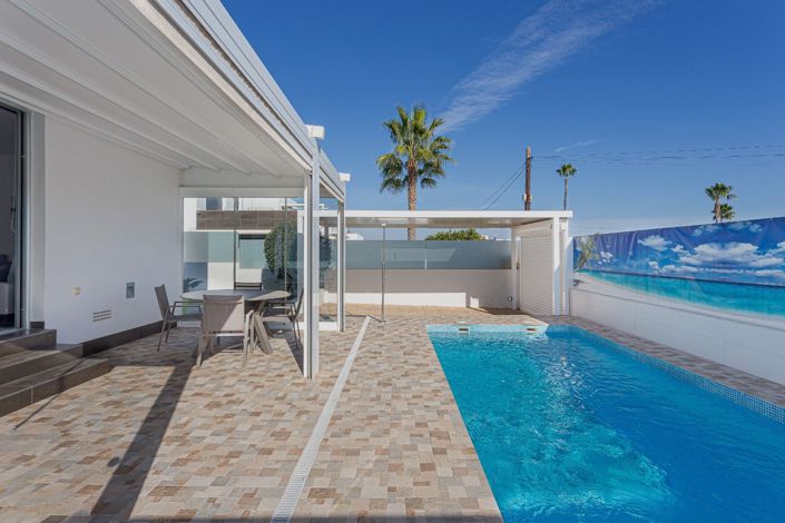 Image No.2-Villa de 3 chambres à vendre à Orihuela Costa