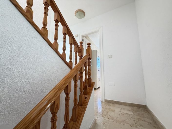 Image No.18-2 Bed Villa for sale