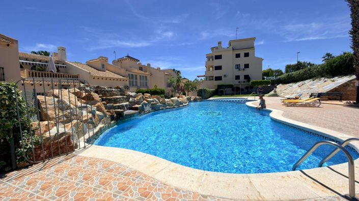 Image No.31-2 Bed Villa for sale