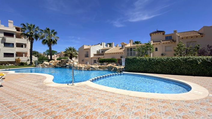 Image No.33-2 Bed Villa for sale
