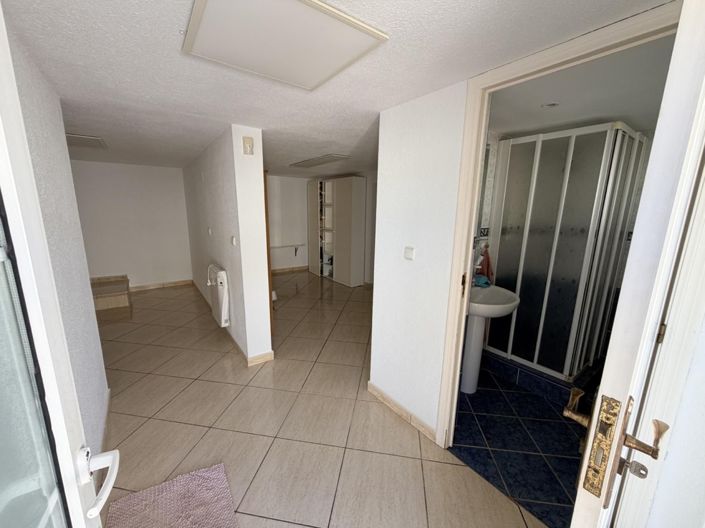 Image No.23-5 Bed Villa for sale